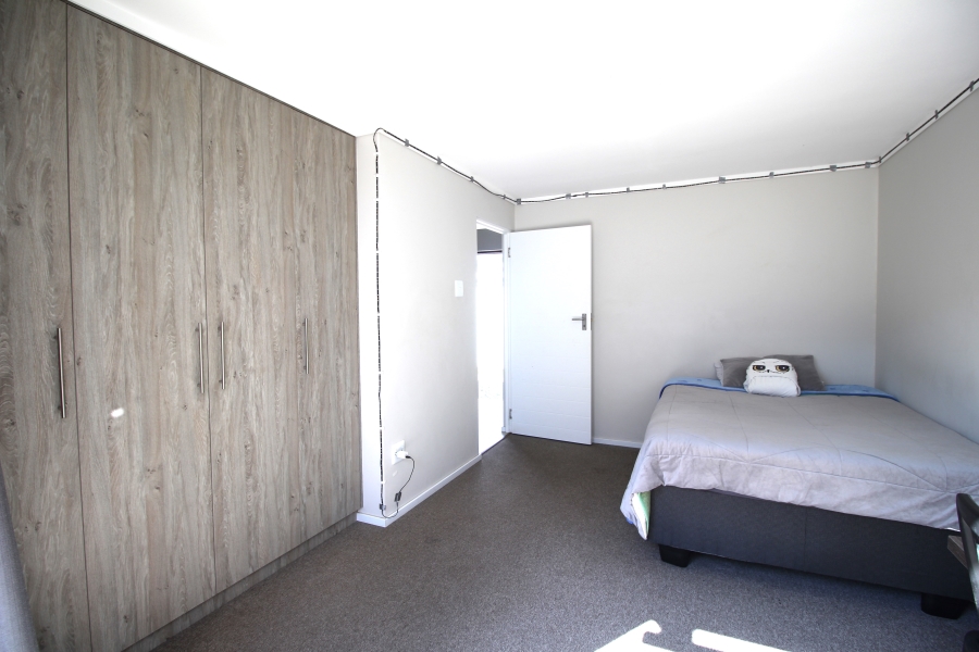 3 Bedroom Property for Sale in Nahoon Valley Park Eastern Cape